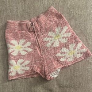 Storia Pink Daisy Crochet Knit Shorts